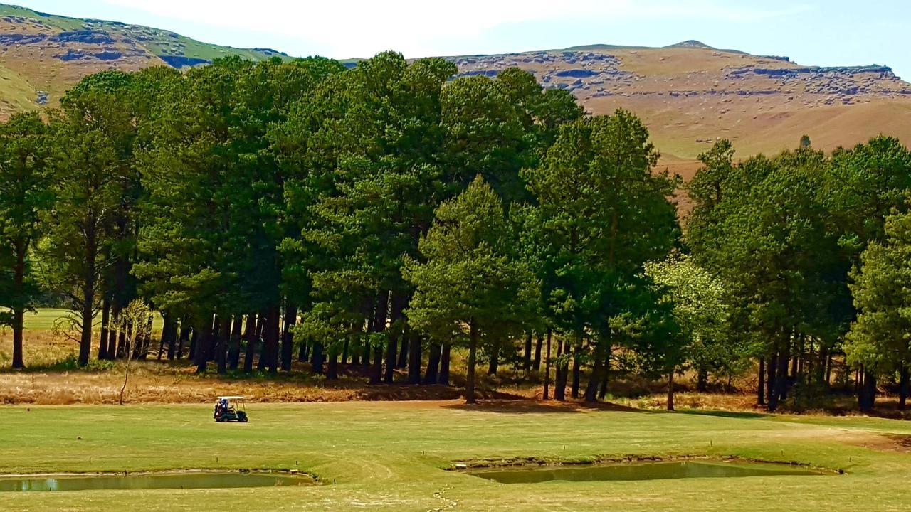 فيلا 124 Fairways Drakensberg Gardens أندربرغ المظهر الخارجي الصورة